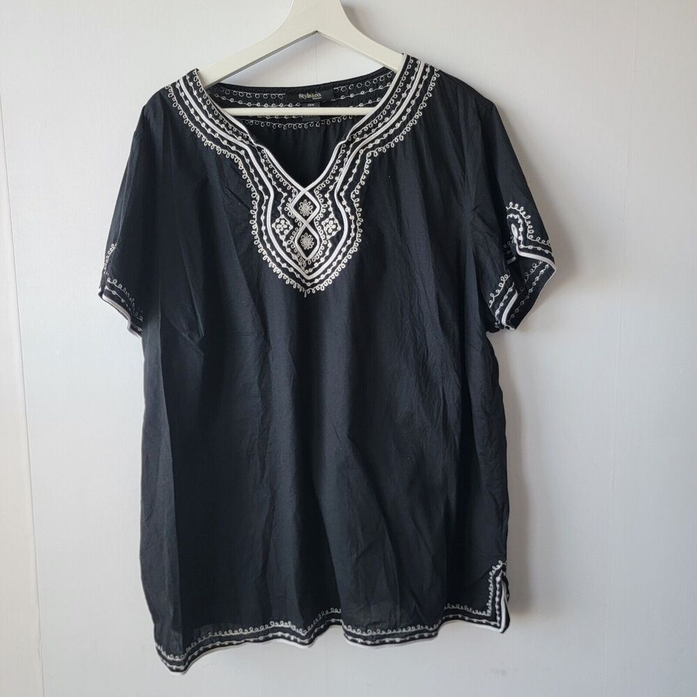 style & co top‎ womens size 20W embroidered short sleeve